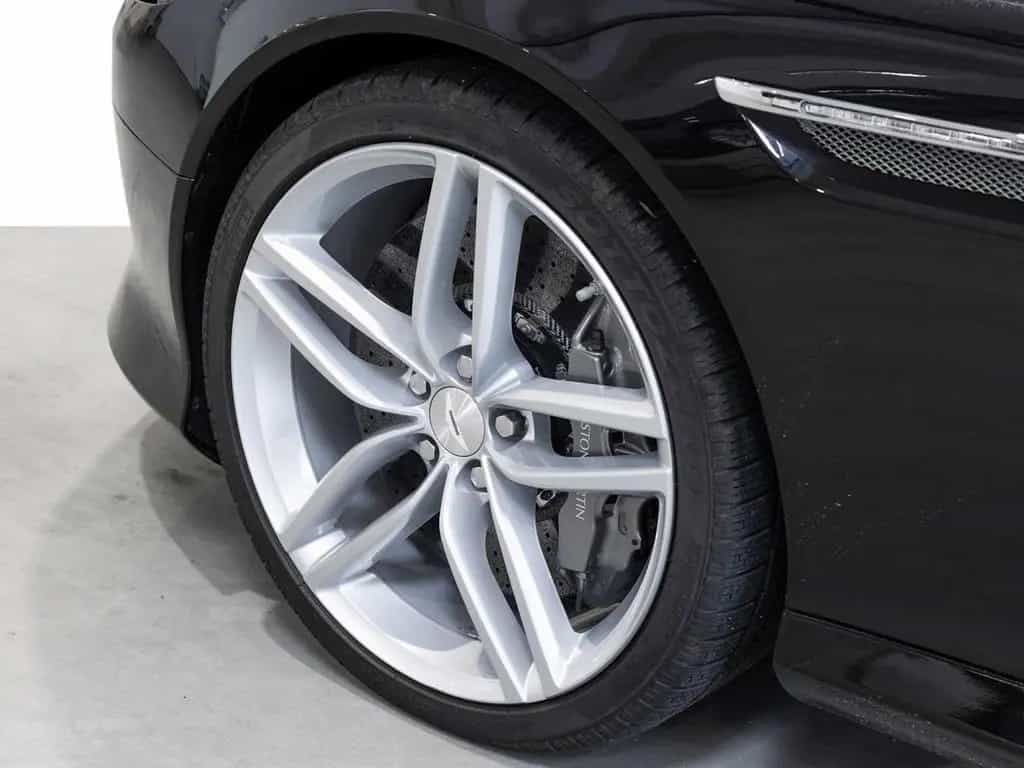 Aston Martin DB9 Coupe -Onyx Black- 06/2013-photo-9
