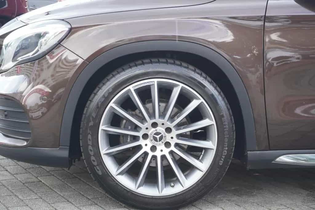 Mercedes-Benz GLA 180 Autom. AMG Line LED Navi AHK Alcantara 10/2018-photo-9