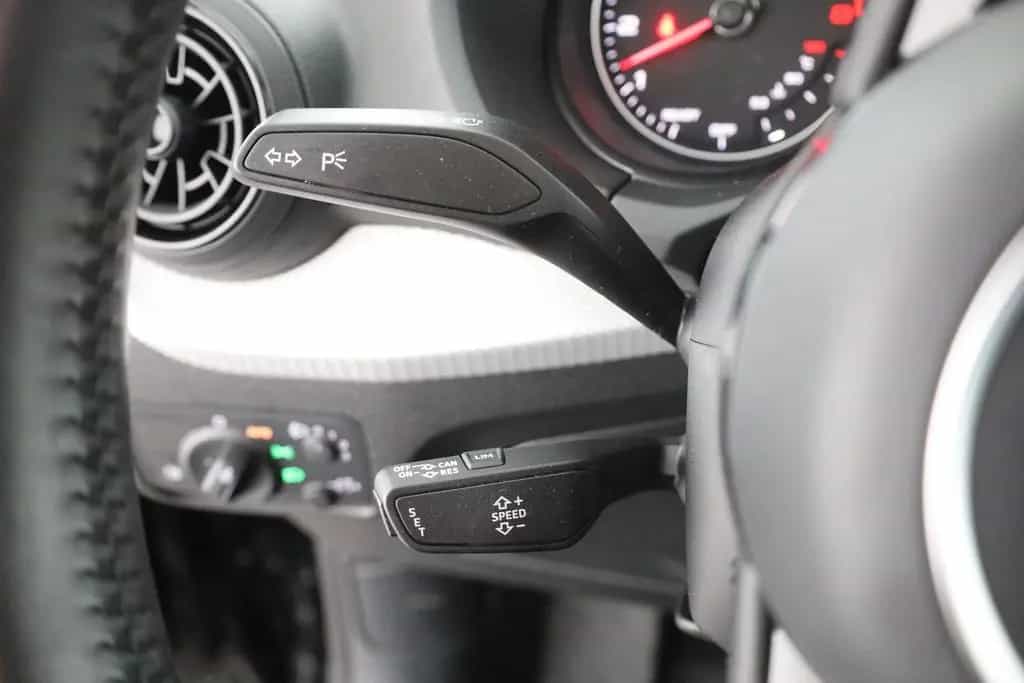 Audi Q2 1.0 TFSI ultra s-tronic Navi Android Apple 10/2017-photo-19