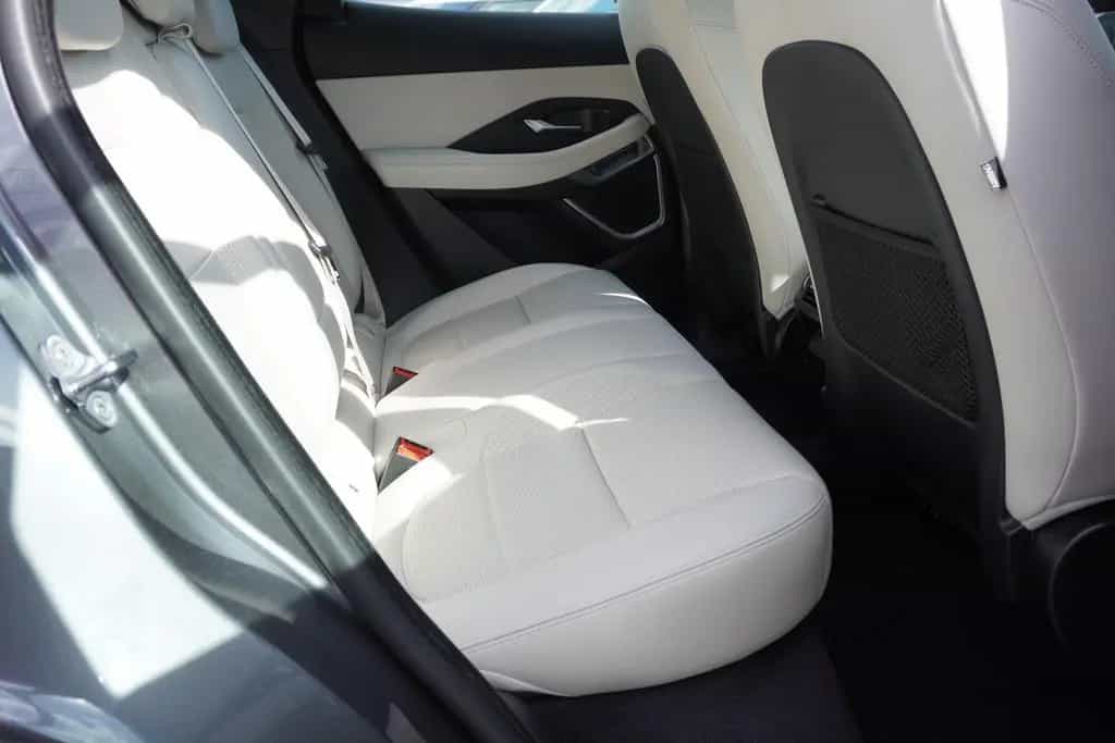 Jaguar E-Pace P300 R-Dynamic AWD ACC Panorama 360° LED 10/2019-photo-11