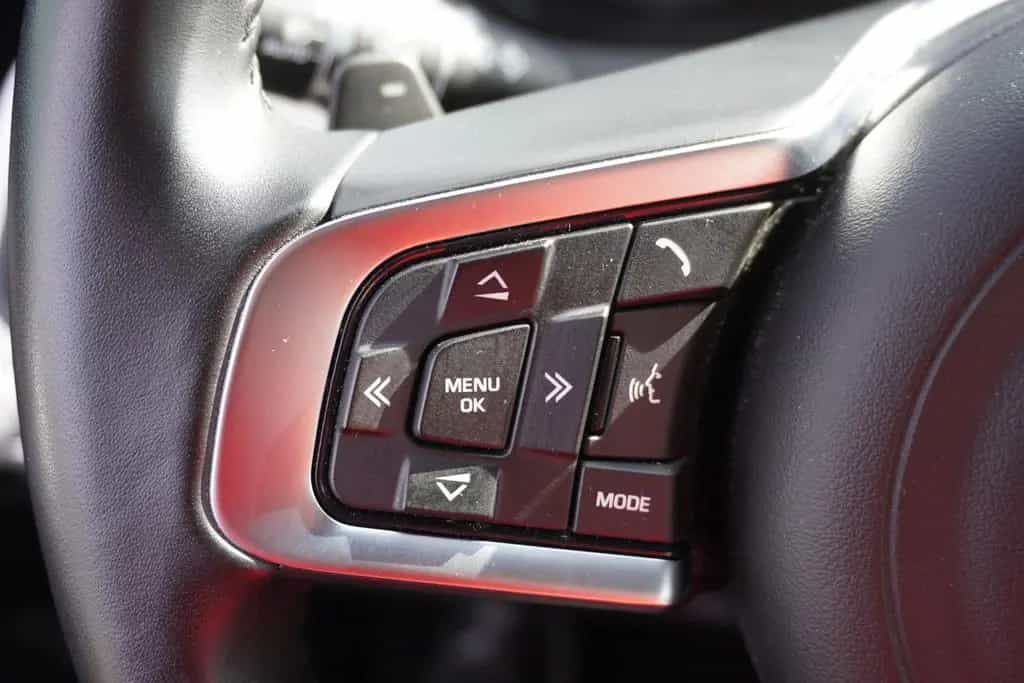 Jaguar E-Pace P300 R-Dynamic AWD ACC Panorama 360° LED 10/2019-photo-15