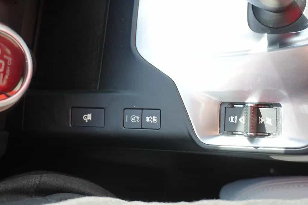 Jaguar E-Pace P300 R-Dynamic AWD ACC Panorama 360° LED 10/2019-photo-28