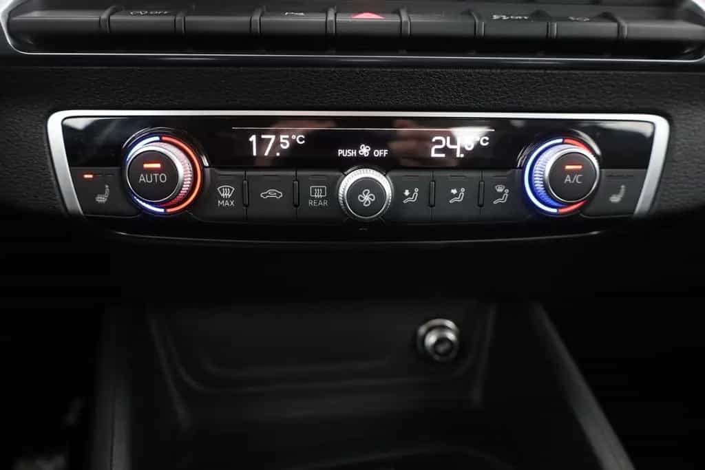 Audi Q2 30 TFSI LED Navi Sitzheizung Kamera AHK 11/2020-photo-11