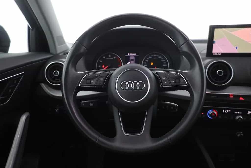 Audi Q2 30 TFSI LED Navi Sitzheizung Kamera AHK 11/2020-photo-14