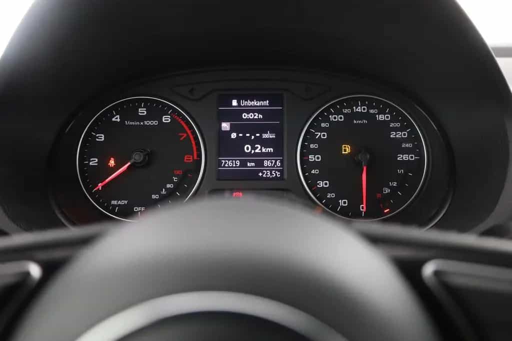 Audi Q2 30 TFSI LED Navi Sitzheizung Kamera AHK 11/2020-photo-17