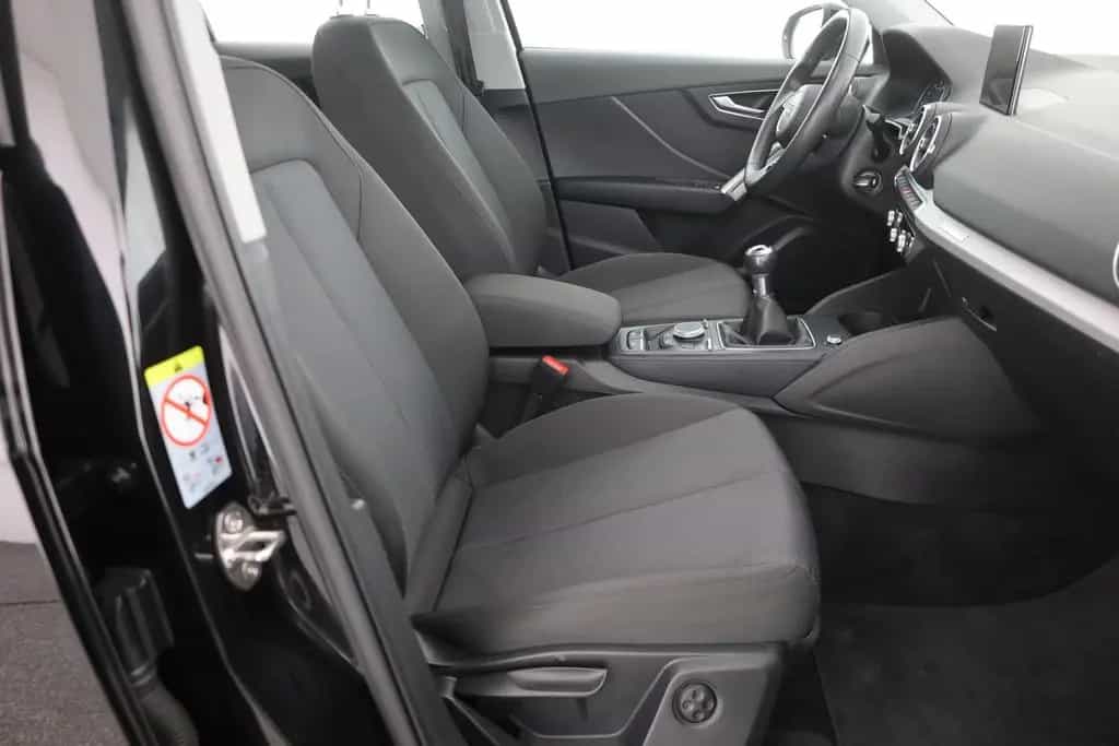 Audi Q2 30 TFSI LED Navi Sitzheizung Kamera AHK 11/2020-photo-24