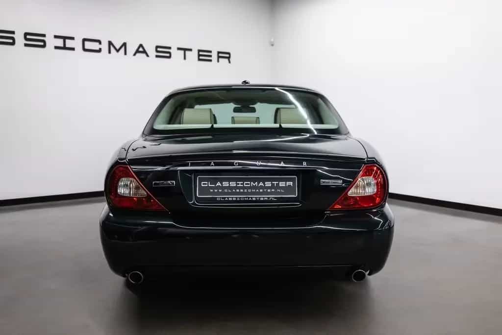 Jaguar XJ 4.2 V8 Executive Fiscale waarde € 6.000,- 04/2008-photo-13