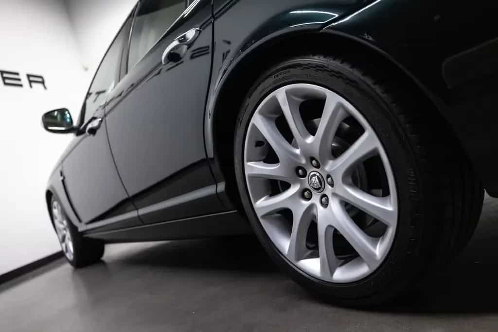 Jaguar XJ 4.2 V8 Executive Fiscale waarde € 6.000,- 04/2008-photo-21