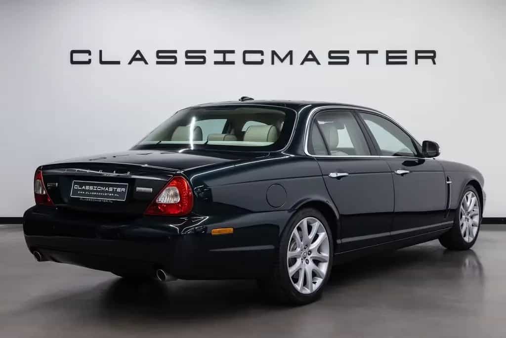 Jaguar XJ 4.2 V8 Executive Fiscale waarde € 6.000,- 04/2008-photo-4