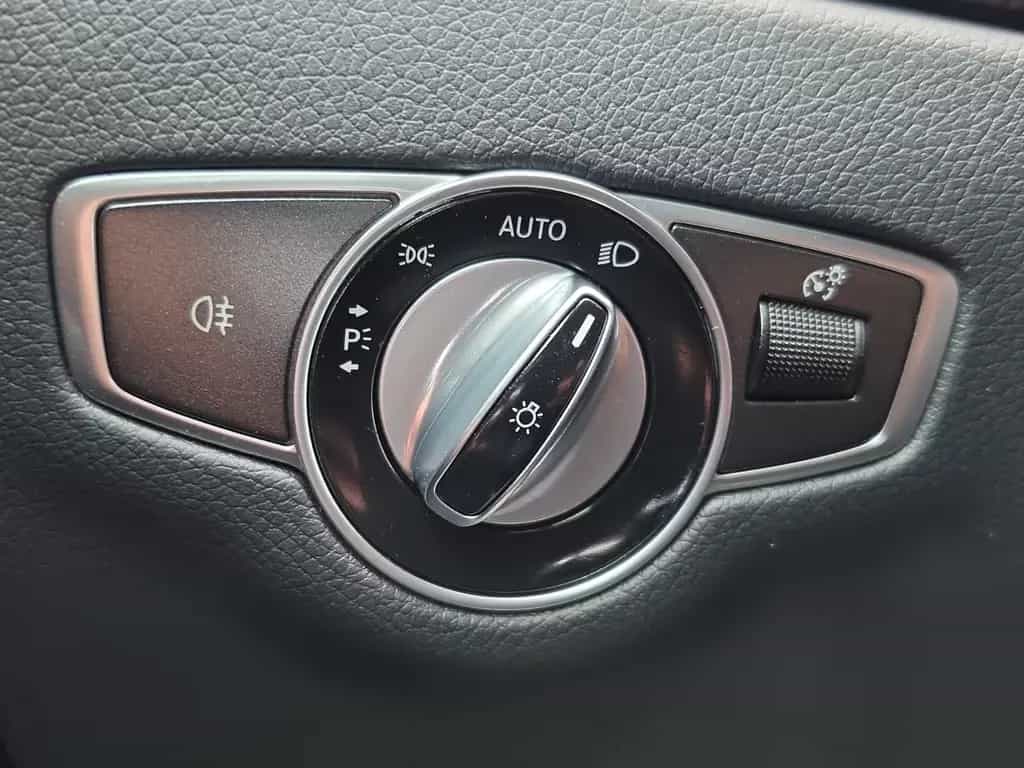 Mercedes-Benz E 350 E Limousine Avantgarde Aus 1.Hand 07/2019-photo-22