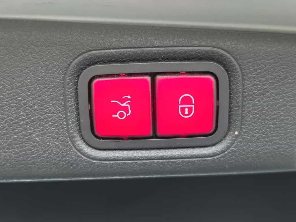 Mercedes-Benz E 350 E Limousine Avantgarde Aus 1.Hand 07/2019-photo-30