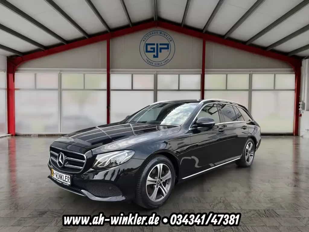 Mercedes-Benz E 200 D  Kamera*DAB+*AHK*Navigation*Leder 02/2019-photo-0