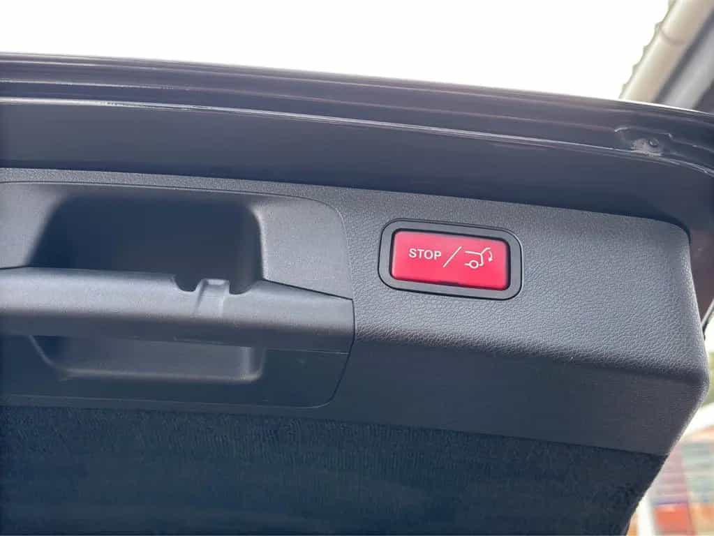Mercedes-Benz E 200 D  Kamera*DAB+*AHK*Navigation*Leder 02/2019-photo-13