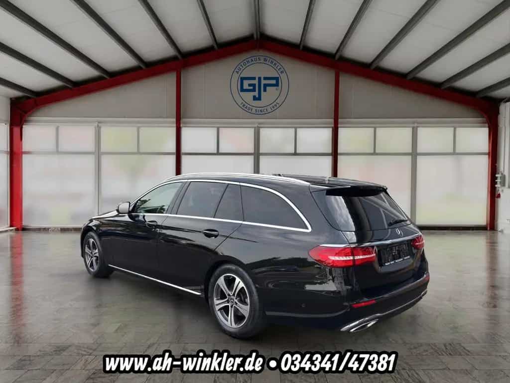Mercedes-Benz E 200 D  Kamera*DAB+*AHK*Navigation*Leder 02/2019-photo-2