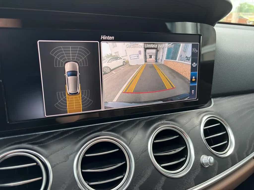Mercedes-Benz E 200 D  Kamera*DAB+*AHK*Navigation*Leder 02/2019-photo-21