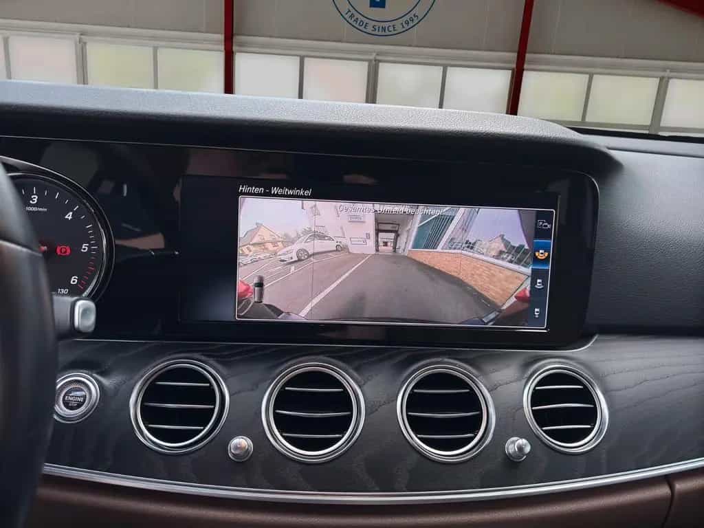 Mercedes-Benz E 200 D  Kamera*DAB+*AHK*Navigation*Leder 02/2019-photo-26