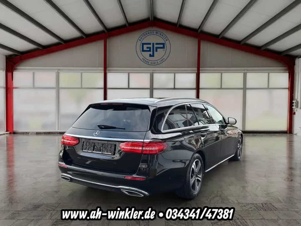Mercedes-Benz E 200 D  Kamera*DAB+*AHK*Navigation*Leder 02/2019-photo-4