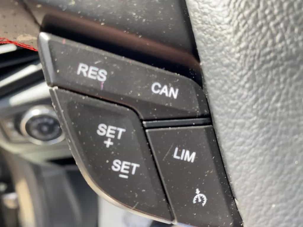 Ford EcoSport 1.0 EcoBoost Cool & Connect LED*SHZ*LM 01/2020-photo-17