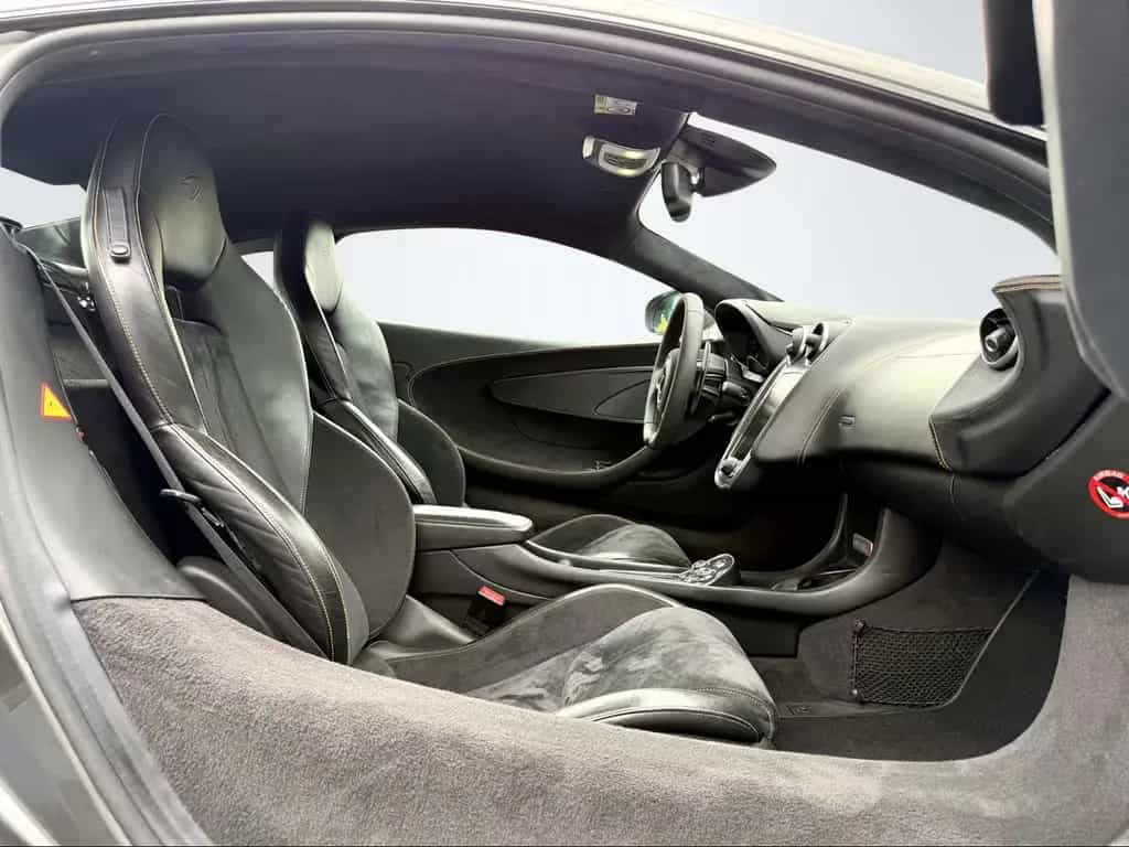 McLaren 570S COUPE-GREY-CARBON-LIFT-SOFT-KERAMIK-KAME-20 07/2018-photo-12