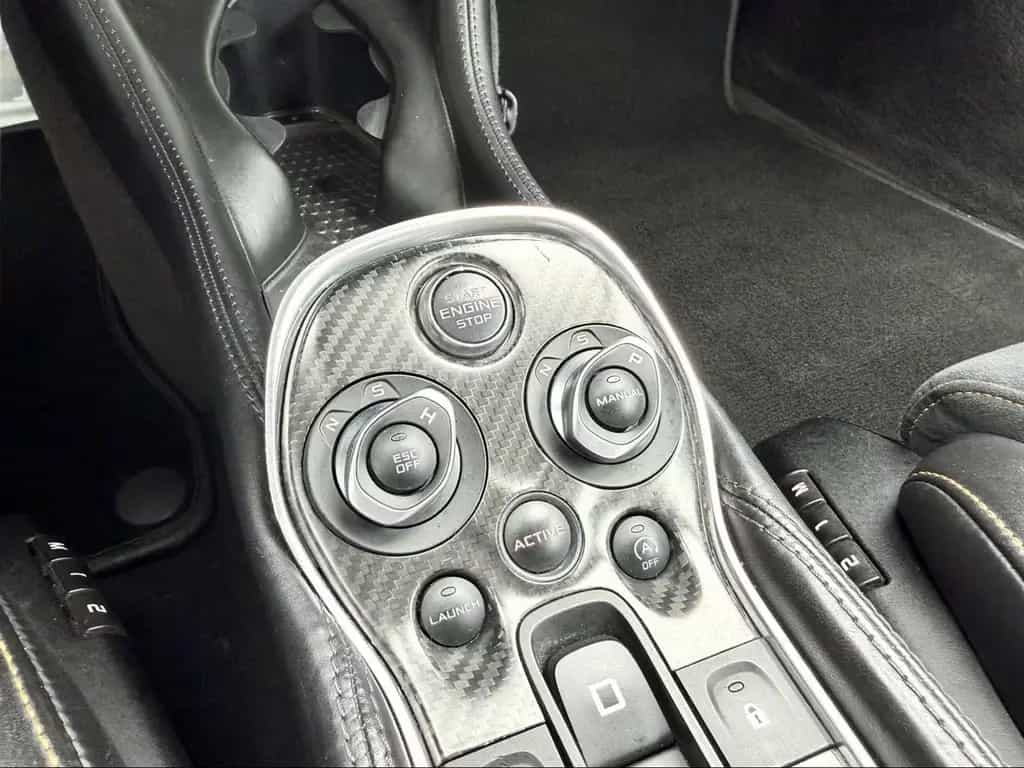 McLaren 570S COUPE-GREY-CARBON-LIFT-SOFT-KERAMIK-KAME-20 07/2018-photo-18