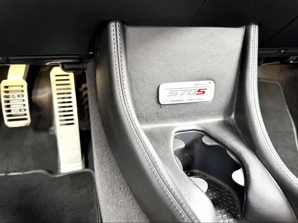 McLaren 570S COUPE-GREY-CARBON-LIFT-SOFT-KERAMIK-KAME-20 07/2018-photo-25