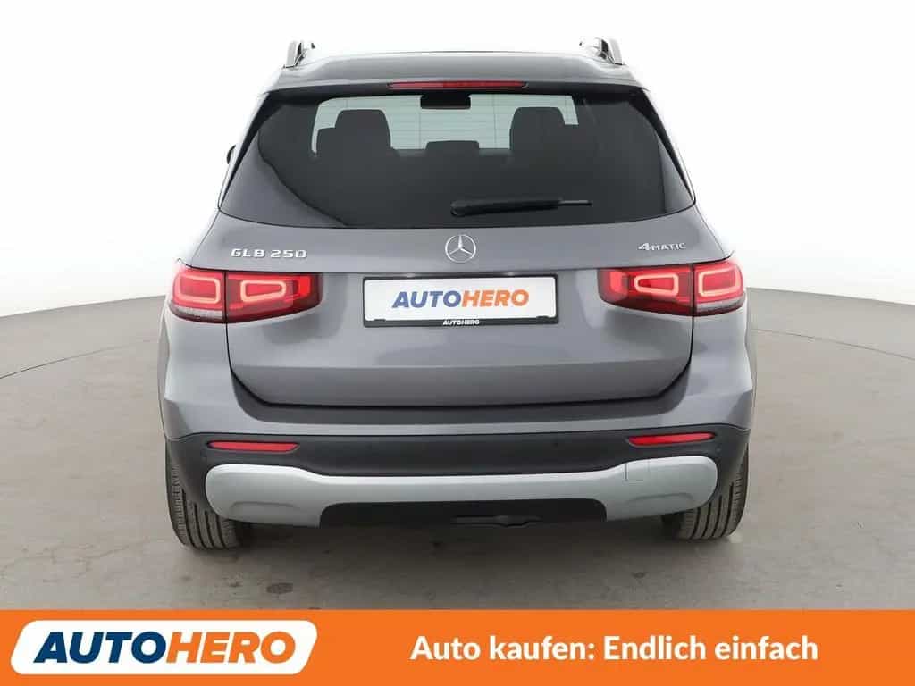 Mercedes-Benz GLB 250 4Matic Style Aut.*LED*NAVI*TEMPO*CAM*PDC 04/2021-photo-4