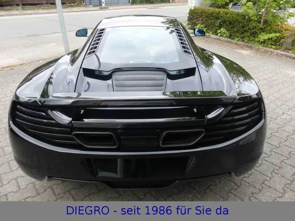McLaren MP4-12C * Modelljahr 2013 * 1. Hand 03/2012-photo-3