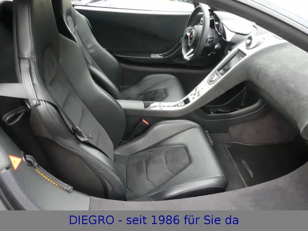 McLaren MP4-12C * Modelljahr 2013 * 1. Hand 03/2012-photo-5