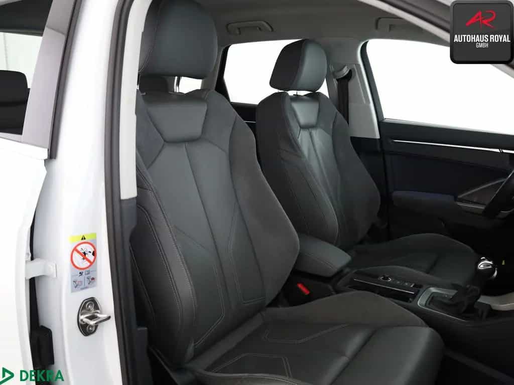 Audi Q3 40 TFSI qu KEYLESS,AMBIENTE,KAMERA,CARPLAY 05/2020-photo-11