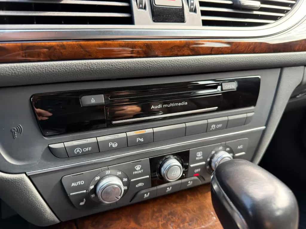 Audi A6 3.0 TDI quattro*AHK*Bose*Kamera*ACC 06/2018-photo-31