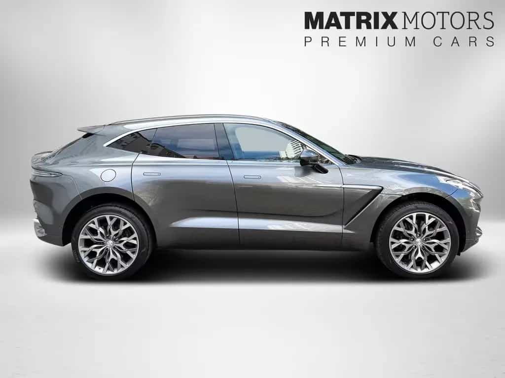 Aston Martin DBX NEWSERVICE Panorama Premium AudioSystem 01/2021-photo-4