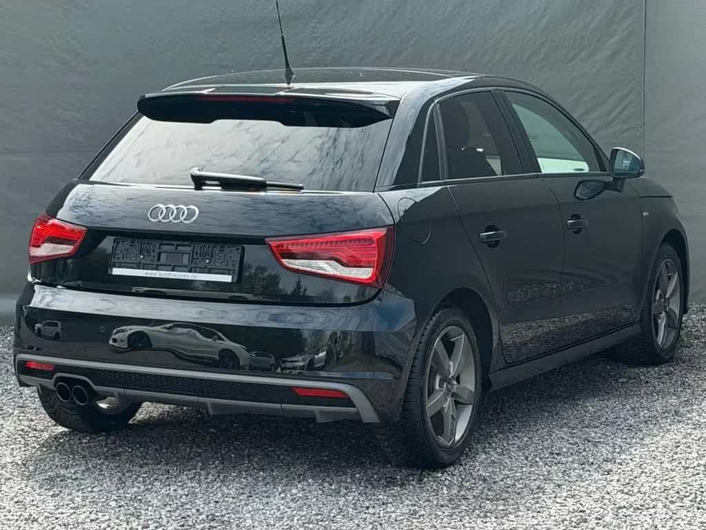 Audi A1 Sportback 1.8 TFSI S-tronic ++S-LINE 1 HAND 05/2017-photo-4
