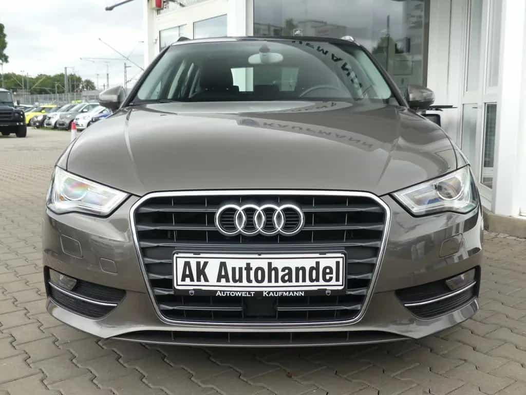 Audi A3 Sportback Ambient Autom ACC Ultr Bi-Xen. Pano 07/2014-photo-1