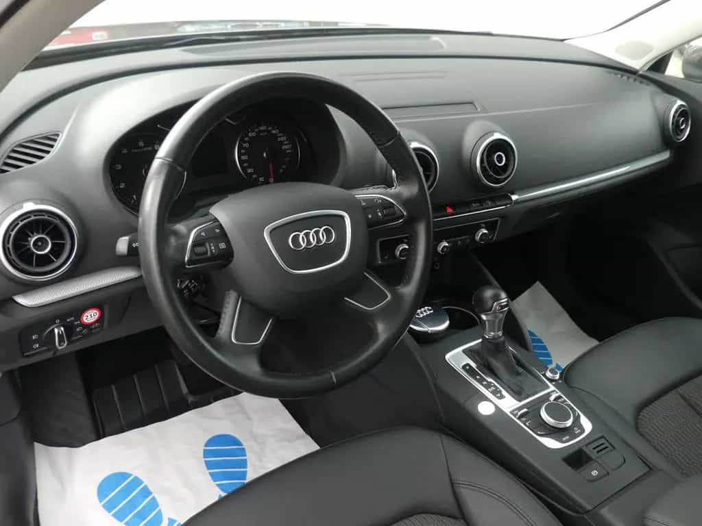 Audi A3 Sportback Ambient Autom ACC Ultr Bi-Xen. Pano 07/2014-photo-10