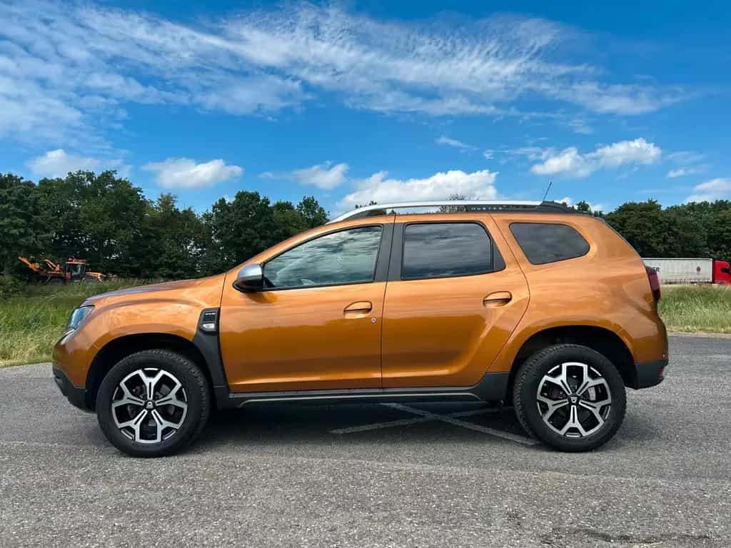 Dacia Duster II Prestige TCe 125 4WD Navi Sitzheizung 07/2018-photo-1