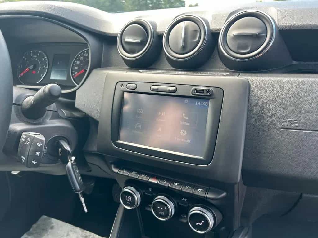 Dacia Duster II Prestige TCe 125 4WD Navi Sitzheizung 07/2018-photo-23