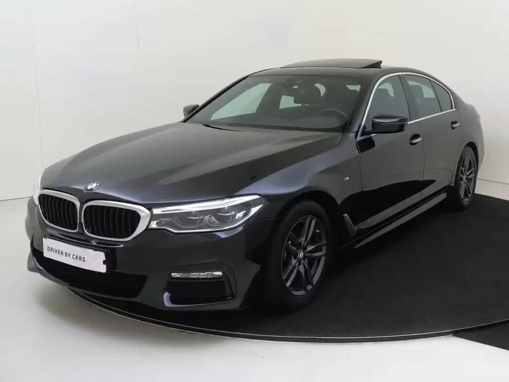 BMW 520 d M Sport,LED,AHK,TOTW,NAVI,MEMORY,DACH,BT 09/2018-photo-1