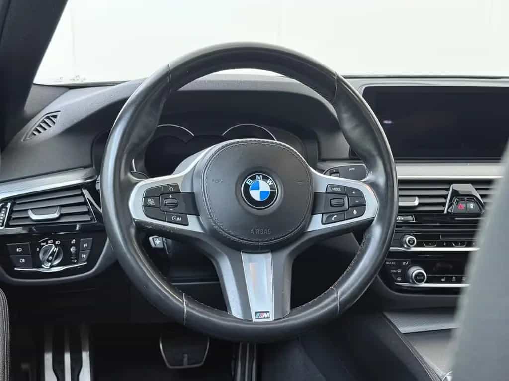 BMW 520 d M Sport,LED,AHK,TOTW,NAVI,MEMORY,DACH,BT 09/2018-photo-10