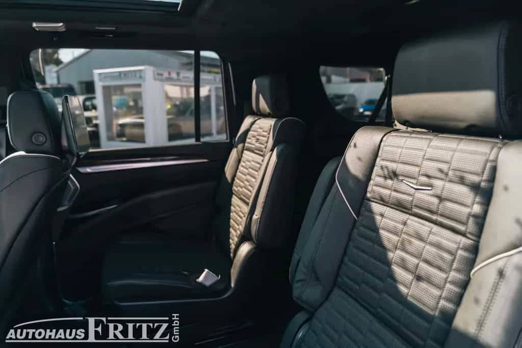 Cadillac Escalade ESV Sport Platinum - 6,2l V8 TV MY26 null-photo-21