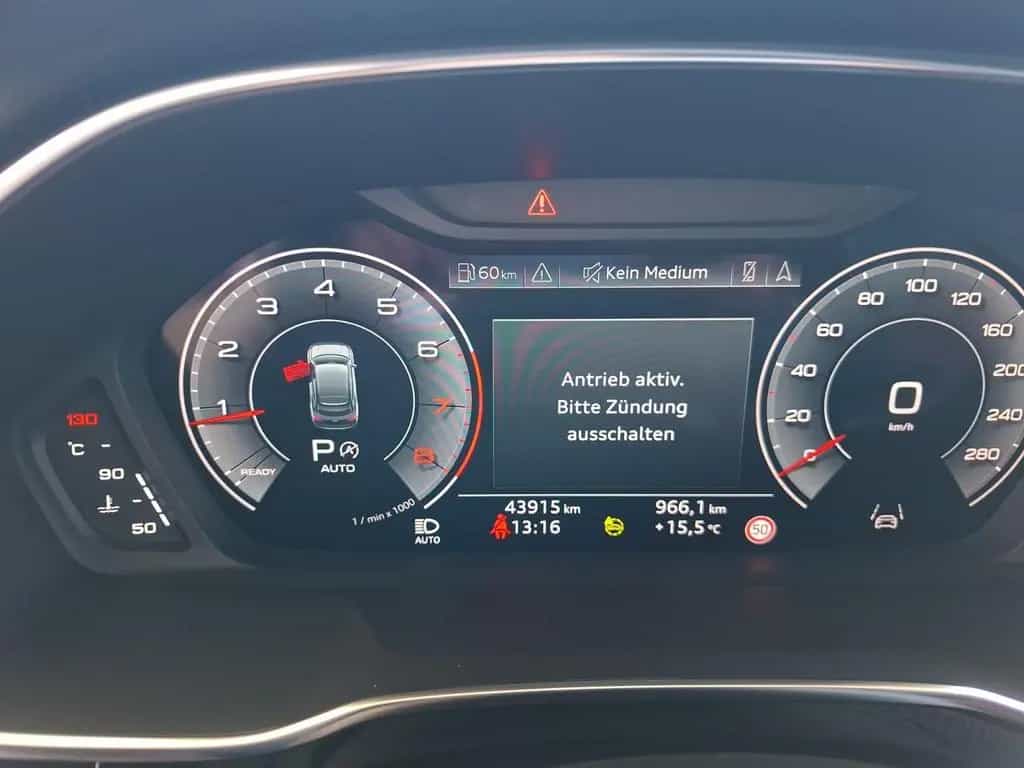 Audi Q3 Sportback 40 TFSI quattro S line AHK Matrix 04/2023-photo-12
