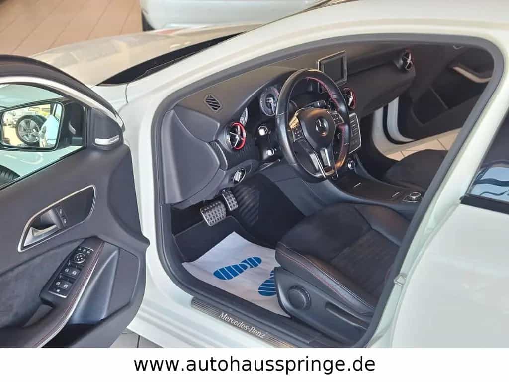 Mercedes-Benz A 250 AMG Line Sport *Alcantara, Scheckheft* 01/2014-photo-14