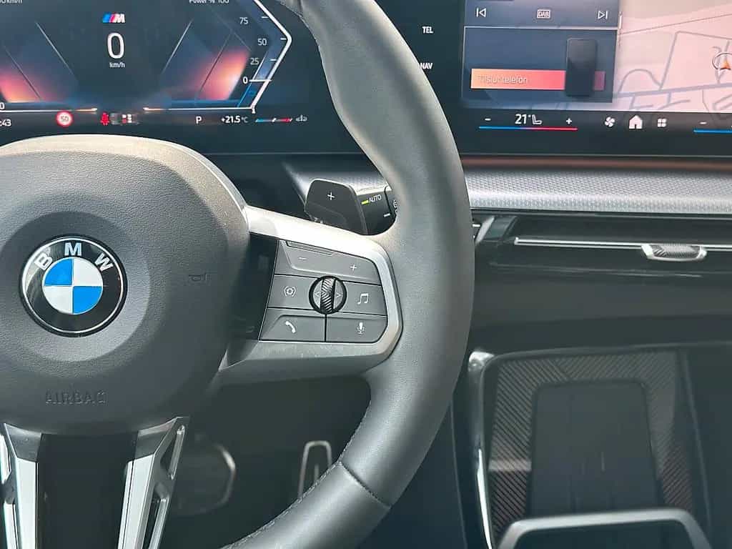 BMW X1 sDrive18i M-Paket Aut. / Pano / Sportsitze 12/2025-photo-20