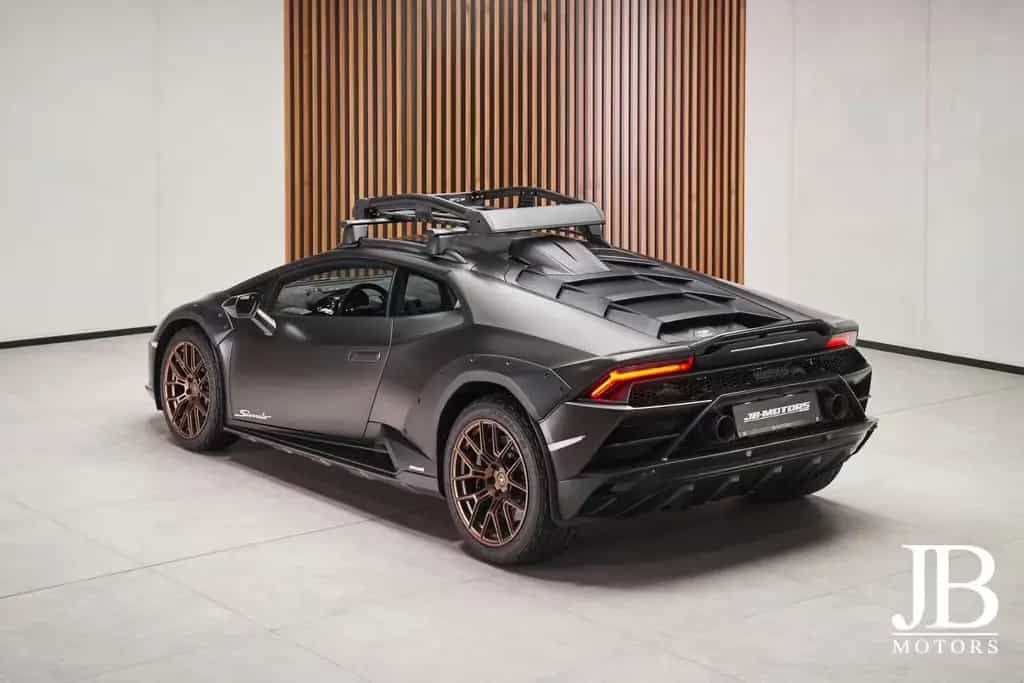 Lamborghini Huracán Sterrato Ad Personam Carbon Seats Kamera 11/2024-photo-1