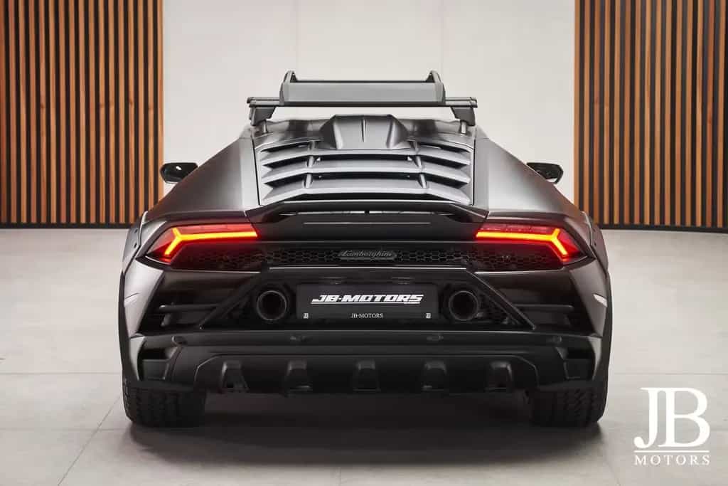 Lamborghini Huracán Sterrato Ad Personam Carbon Seats Kamera 11/2024-photo-14