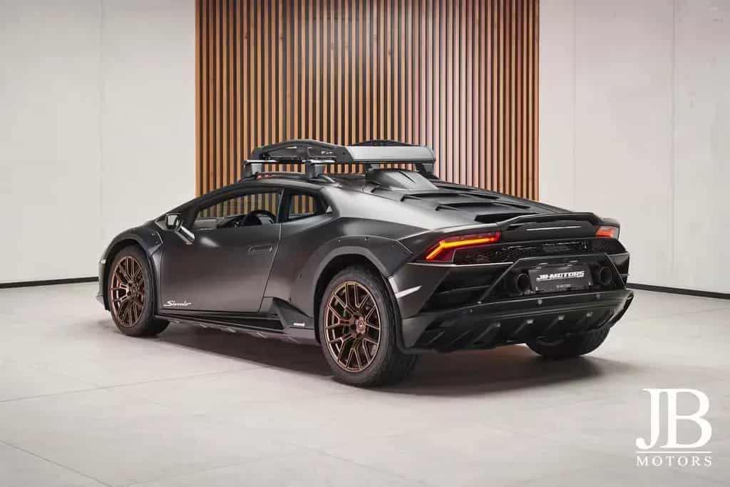 Lamborghini Huracán Sterrato Ad Personam Carbon Seats Kamera 11/2024-photo-15