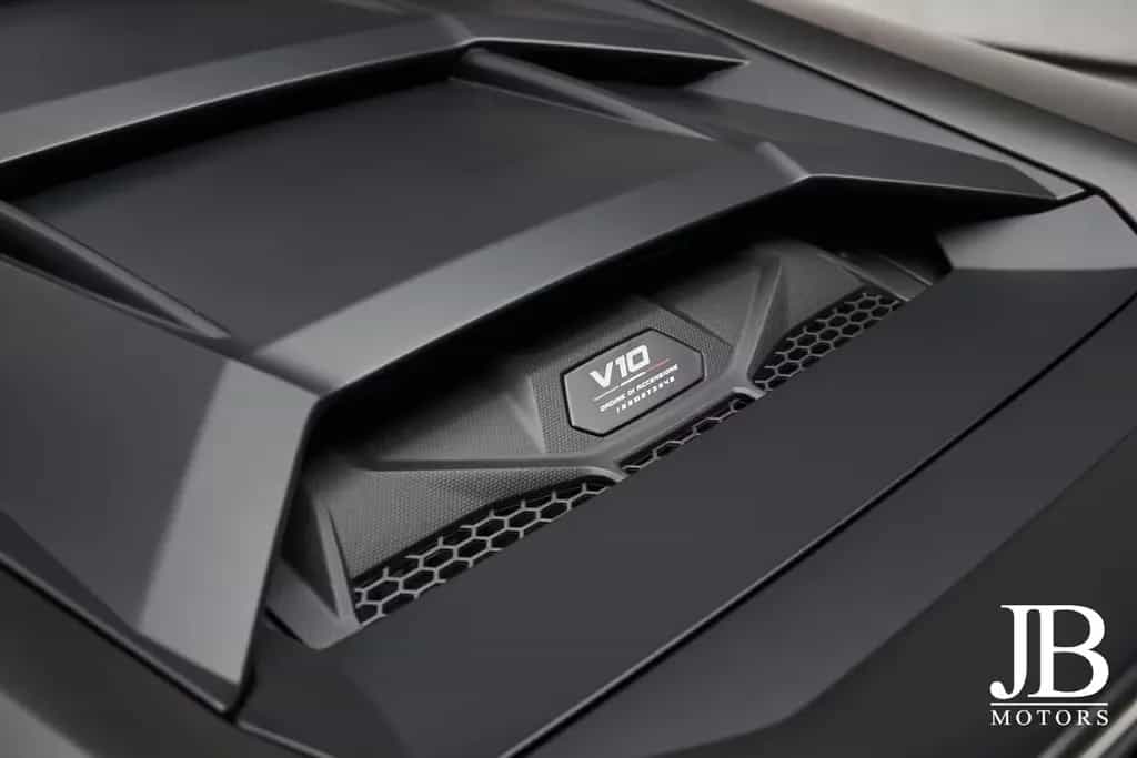 Lamborghini Huracán Sterrato Ad Personam Carbon Seats Kamera 11/2024-photo-19