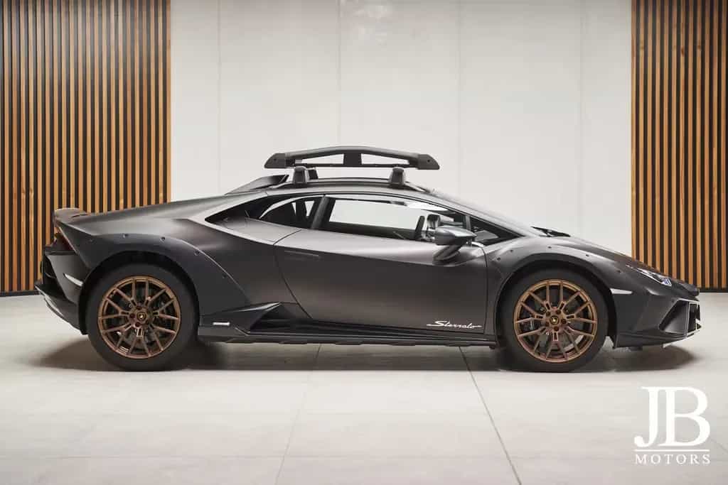 Lamborghini Huracán Sterrato Ad Personam Carbon Seats Kamera 11/2024-photo-2