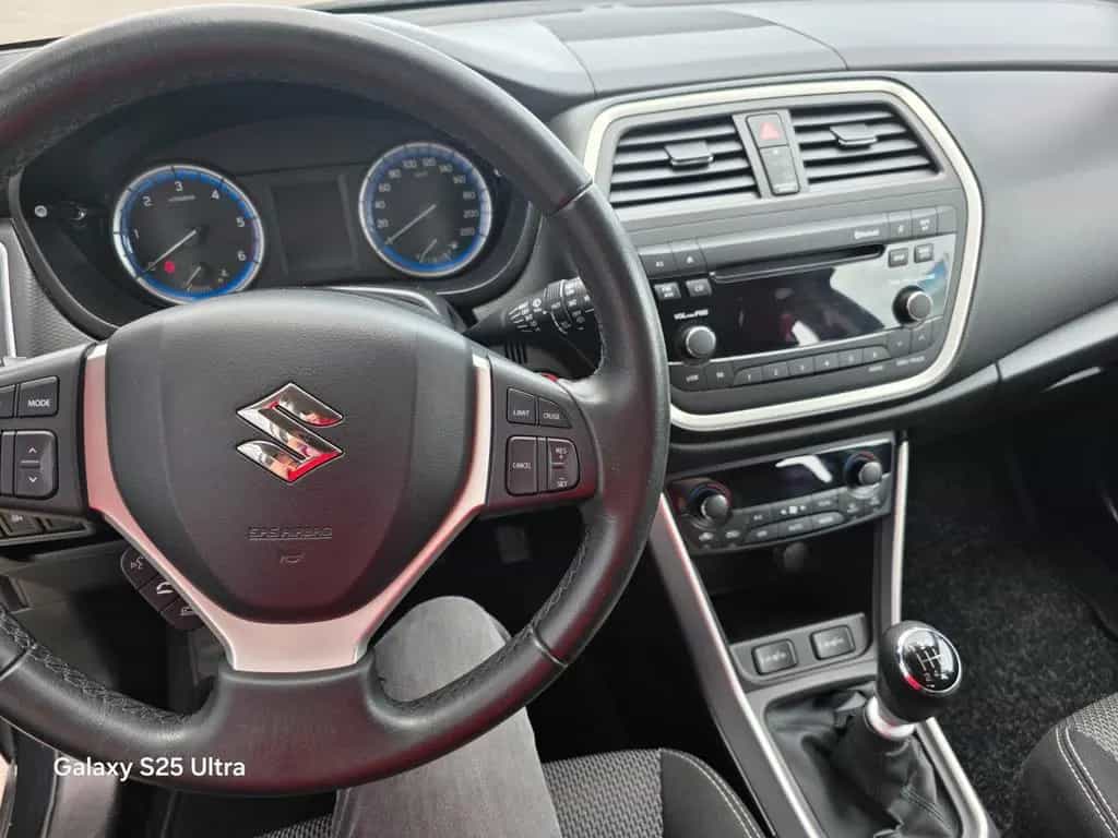 Suzuki SX4 S-Cross Comfort 4x4 10/2014-photo-9