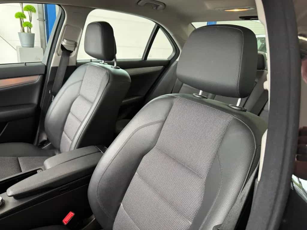 Mercedes-Benz C 220 CDI*AUTOM*AVANTG*TMP*NAVI*PTS*LEDER*BLUET 10/2011-photo-16