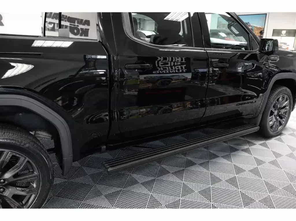 GMC Sierra DENALI 4X4 6.2 V8 2025 BLACK LINE null-photo-6